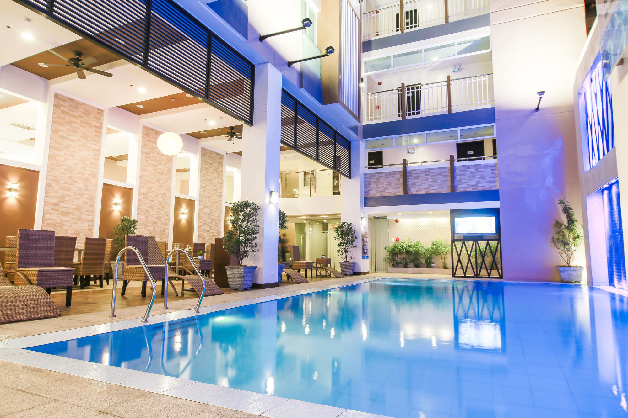 Prime City Resort Hotel Ángeles Exterior foto